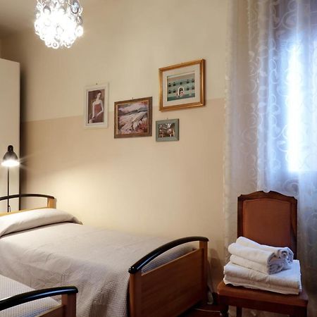 Appartamento Con 2 Camere E Garage Privato! Padua Exterior foto