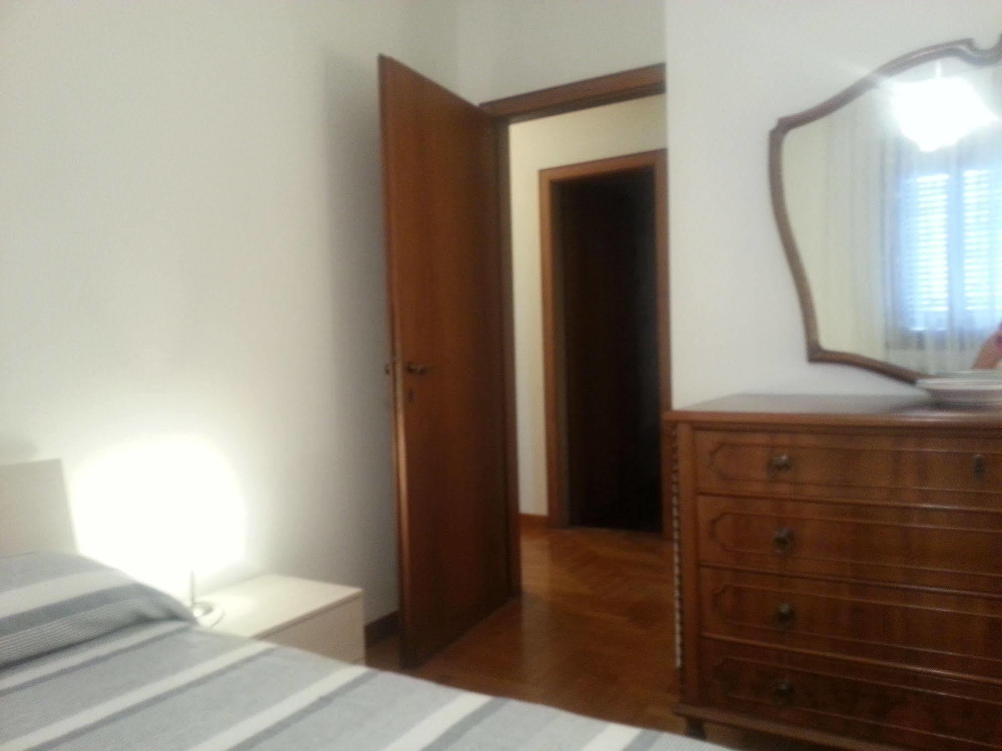 Appartamento Con 2 Camere E Garage Privato! Padua Exterior foto